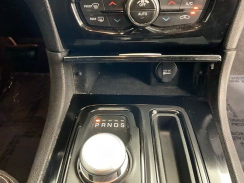 Used 2019 Chrysler 300 S image 16