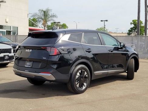 New 2026 Kia Sportage LX image 5