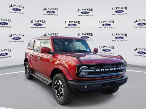 New 2026 Ford Bronco Outer Banks AWD/4WD image 8
