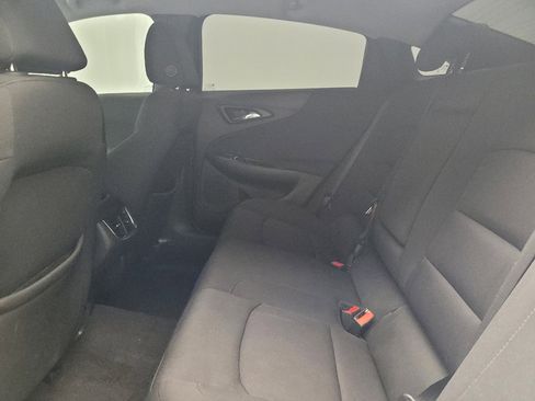 Used 2018 Chevrolet Malibu LT image 18