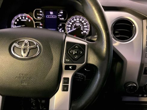 Used 2020 Toyota Tundra Limited w/ Limited Premium Package AWD/4WD image 25