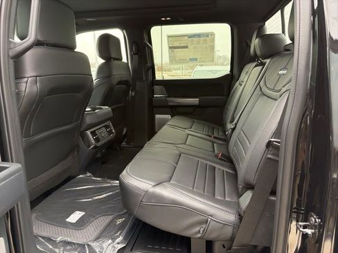 New 2026 Ford F350 Platinum w/ FX4 Off-Road Package image 7