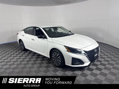 Used 2025 Nissan Altima 2.5 SV