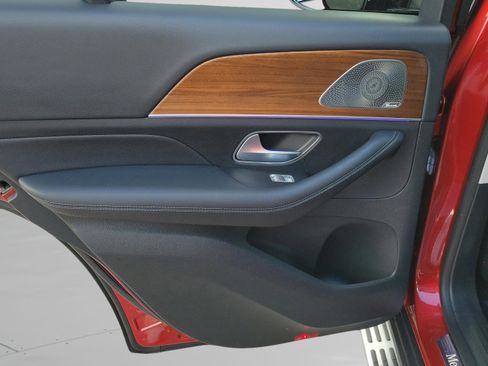 Used 2023 Mercedes-Benz GLE 350 image 29