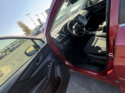 Certified 2023 Subaru Ascent Premium w/ Convenience Package image 20