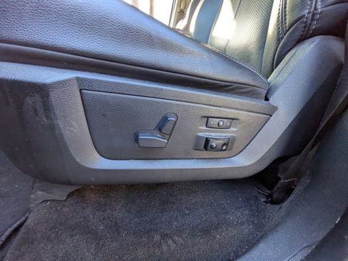 Used 2018 RAM 1500 Laramie w/ Convenience Group image 18