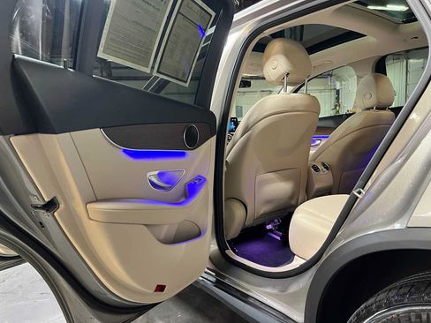 Certified 2022 Mercedes-Benz GLC 300 4MATIC image 18