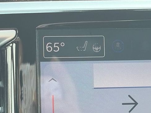 Used 2025 Chrysler Pacifica Select FWD image 49