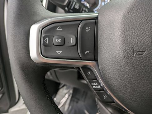 Used 2025 RAM 1500 Big Horn AWD/4WD image 18