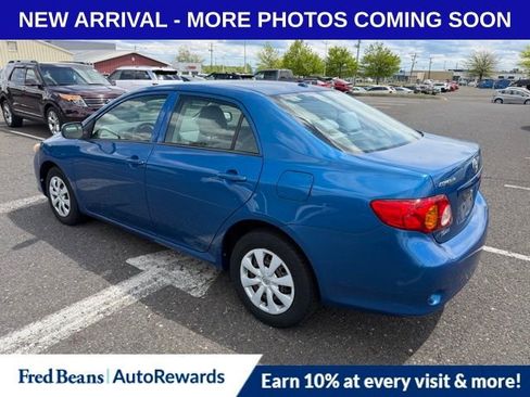 Used 2010 Toyota Corolla LE FWD image 6