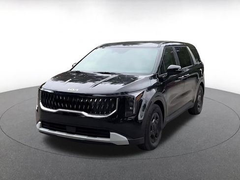 Used 2026 Kia Carnival FWD image 6