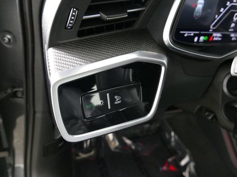 Used 2022 Audi RS 6 AWD/4WD image 27