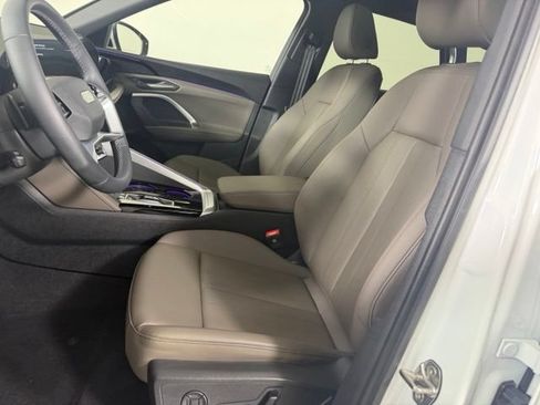 Certified 2025 Audi Q5 Premium w/ Convenience Package AWD/4WD image 19
