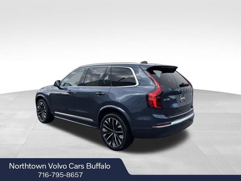 New 2026 Volvo XC90 B6 Core w/ Protection Package AWD/4WD image 3