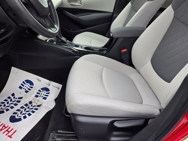 Used 2021 Toyota Corolla LE w/ Carpet Mat Package (TMS) FWD image 27