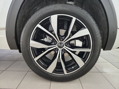 New 2026 Volkswagen Atlas Cross Sport SEL Premium R-Line AWD/4WD image 41