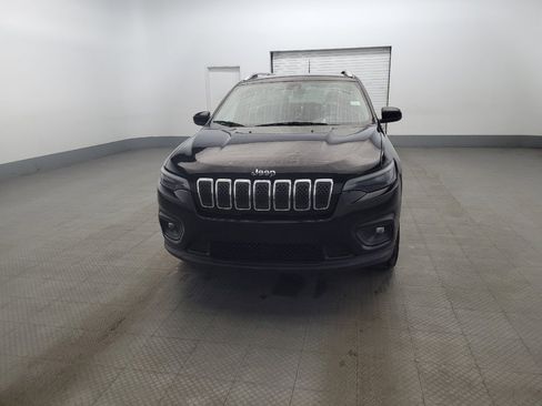Used 2019 Jeep Cherokee Latitude w/ Cold Weather Group image 15