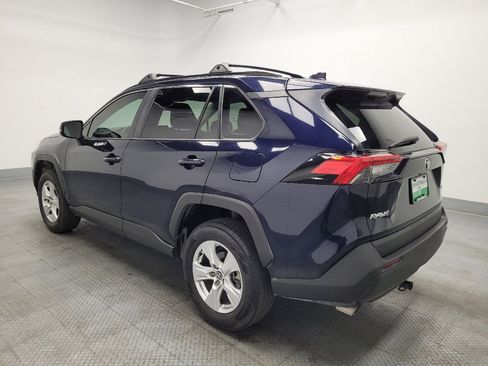 Used 2020 Toyota RAV4 XLE AWD/4WD image 3