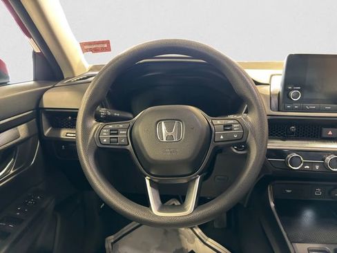 Used 2023 Honda CR-V LX image 13