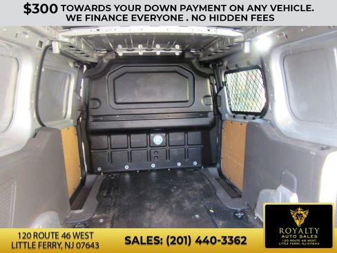 Used 2019 Ford Transit Connect XLT image 14