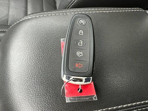 Used 2014 Ford Escape Titanium w/ Equipment Group 401A AWD/4WD image 7