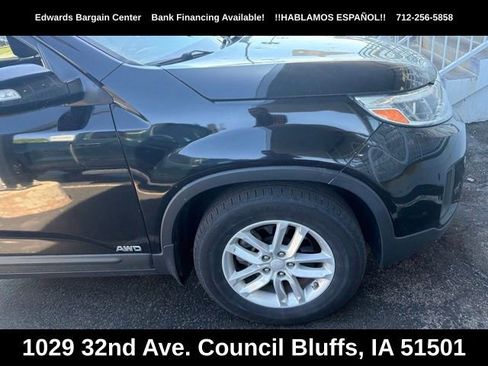 Used 2014 Kia Sorento LX AWD/4WD image 3