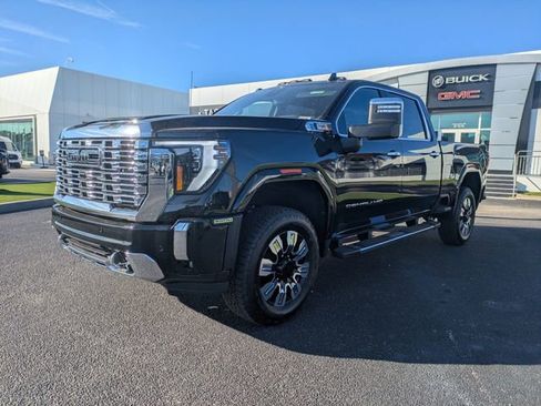 New 2026 GMC Sierra 2500 Denali w/ Denali Reserve Package AWD/4WD image 6
