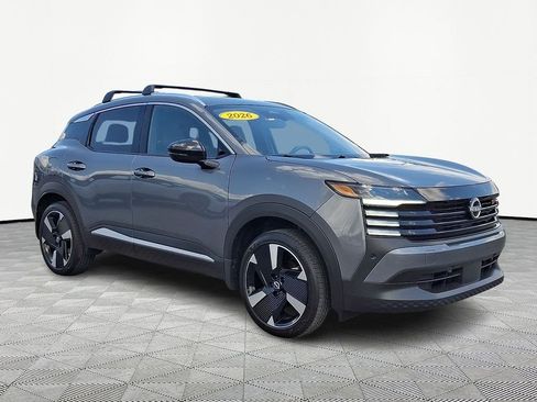 Used 2026 Nissan Kicks SR w/ SR Premium Package AWD/4WD image 1