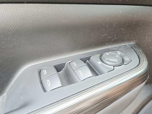 Used 2023 GMC Acadia SLT w/ Elevation Edition FWD image 31