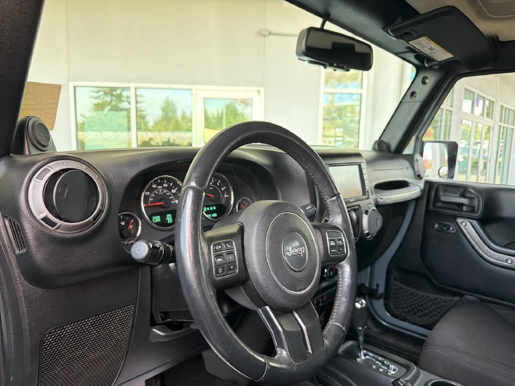 Used 2014 Jeep Wrangler Sport AWD/4WD image 11