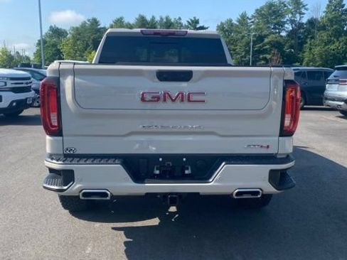 New 2026 GMC Sierra 1500 AT4 w/ Technology Package AWD/4WD image 10