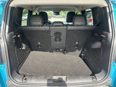 Used 2020 Jeep Renegade Trailhawk w/ Premium Leather Group AWD/4WD image 13