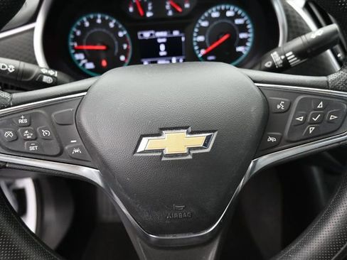 Used 2025 Chevrolet Malibu LS FWD image 29