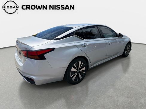 Used 2019 Nissan Altima 2.5 SL FWD image 7