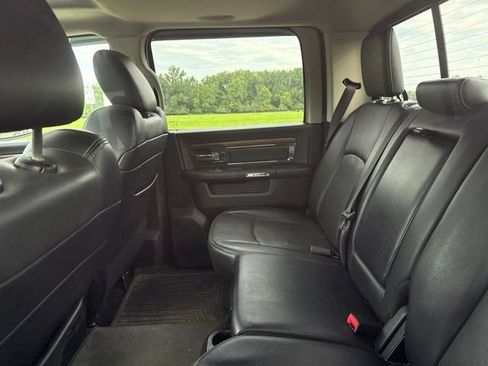Used 2017 RAM 1500 Laramie w/ Convenience Group AWD/4WD image 11