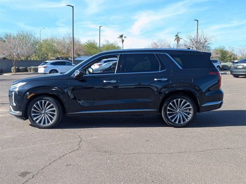 Used 2024 Hyundai Palisade Calligraphy image 4
