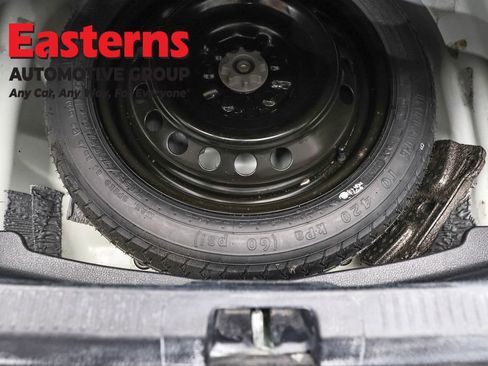 Used 2023 Toyota Camry SE image 22