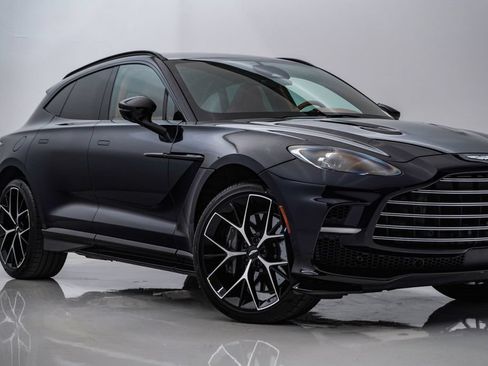New 2026 Aston Martin DBX 707 AWD/4WD image 2