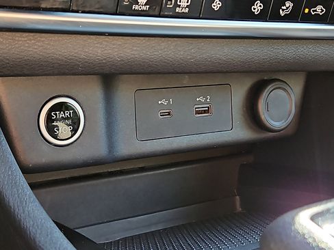 Certified 2023 Nissan Rogue SV image 21