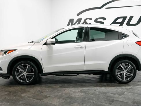 Used 2021 Honda HR-V EX image 3