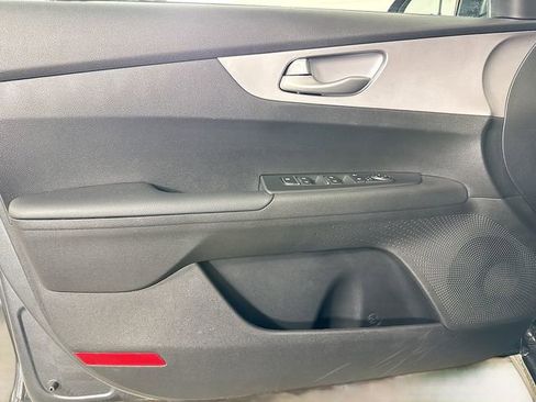 Used 2024 Kia Forte LXS image 12