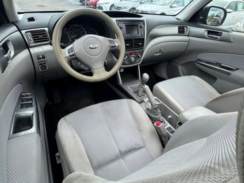Used 2013 Subaru Forester 2.5X Premium AWD/4WD image 21