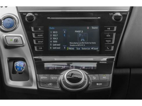 Used 2015 Toyota Prius V Three FWD image 10