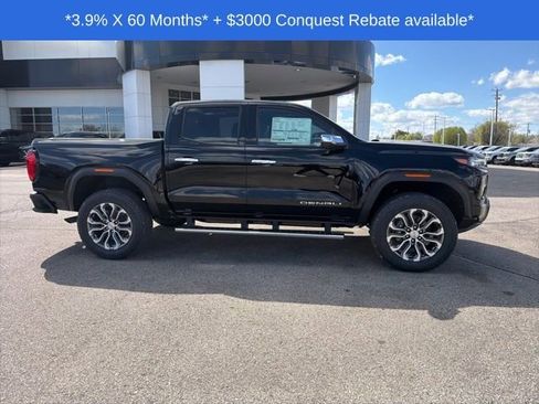 New 2026 GMC Canyon Denali AWD/4WD image 15