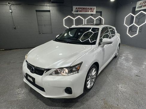 Used 2013 Lexus CT 200h w/ Premium Pkg w/Navigation image 9