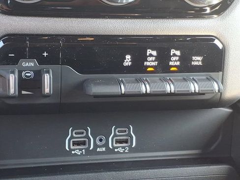 New 2026 RAM 1500 Lone Star AWD/4WD image 9