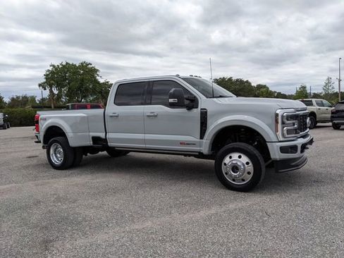 Certified 2025 Ford F450 Platinum w/ FX4 Off-Road Package AWD/4WD image 2