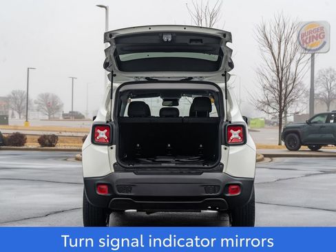 Used 2023 Jeep Renegade Limited AWD/4WD image 10