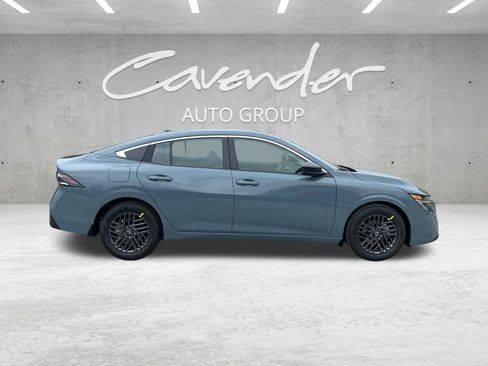 New 2026 Nissan Sentra SV FWD image 17