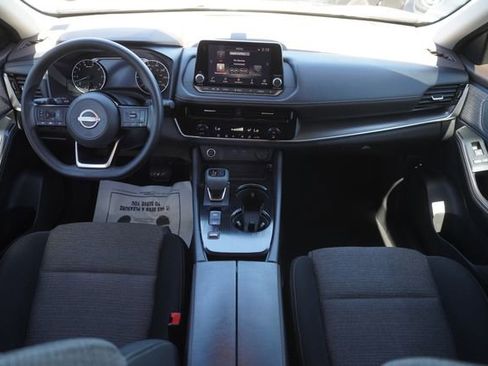 Used 2022 Nissan Rogue SV FWD image 20